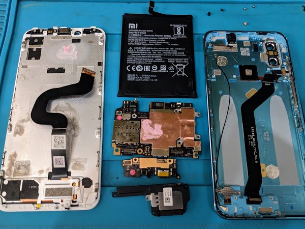 Xiaomi Mi A2 Molhou e parou de Ligar, desoxidação e troca de tela.