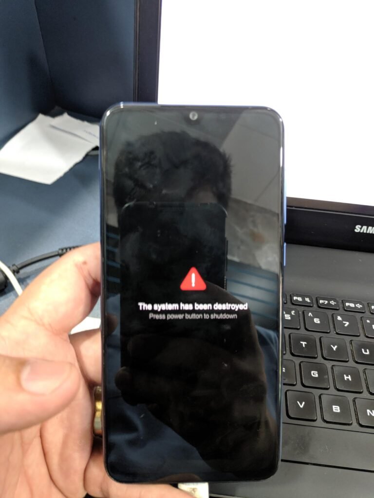 The system has been destroyed – Atualização Xiaomi Mi 9 SE com defeito Grave, saiba como resolver.